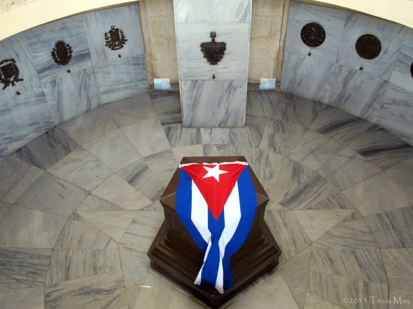 Cementerio de Santa Ifigenia - Jose Marti mausoleum interior 05 ©