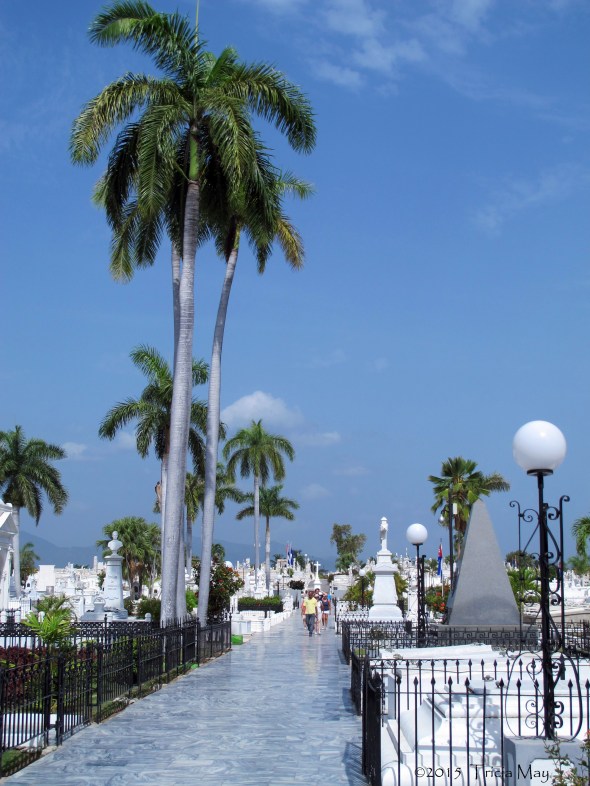 Cementerio de Santa Ifigenia - marble everywhere ©