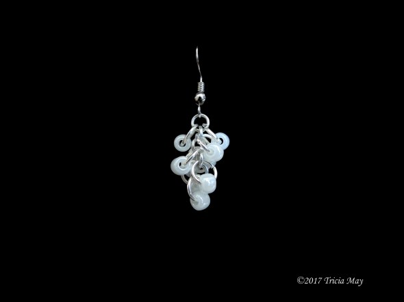 Earrings - Beads-white ©