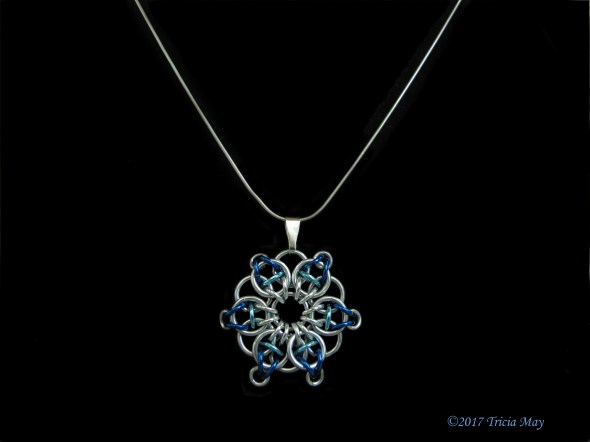 Pendant-silver,light blue,dark blue ©